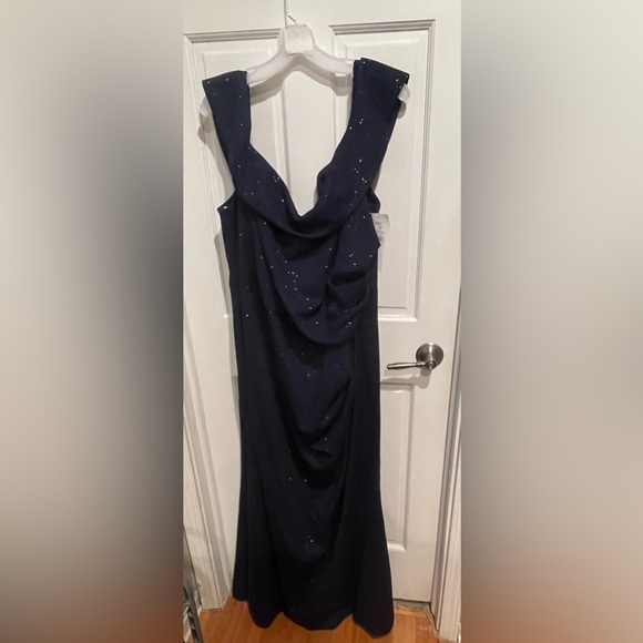 Oleg Cassini Navy Off-Shoulder Maxi Dress 24W - Picture 3 of 7